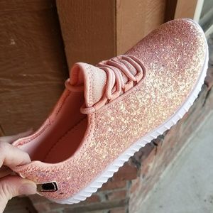 little girl sparkly tennis shoes